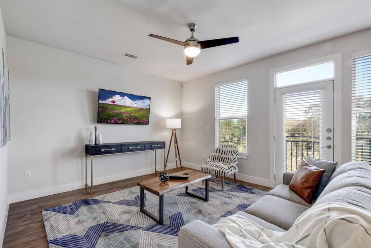 Enjoy Staycation L Downtown L Riverwalk Apartment San Antonio