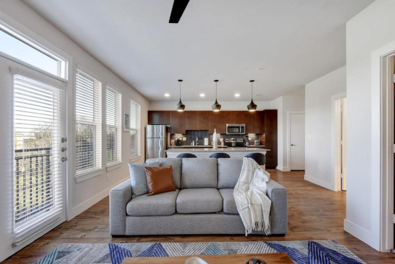 Apartment Enjoy Staycation L Downtown L Riverwalk San Antonio