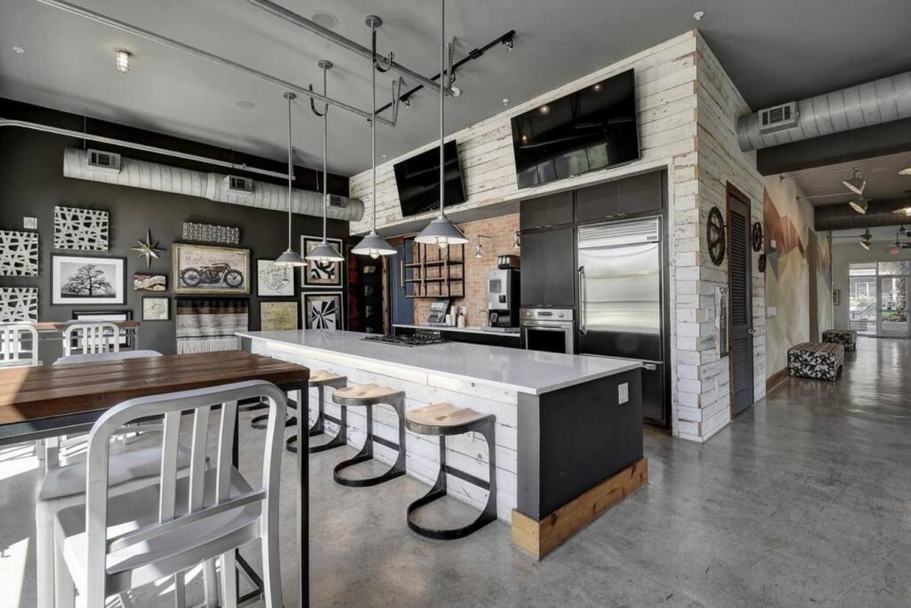 Apartment Enjoy Staycation L Downtown L Riverwalk