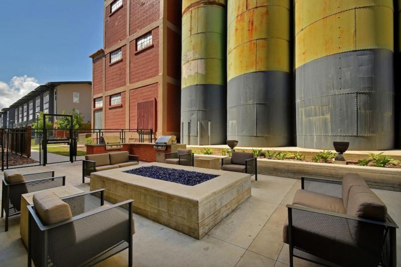 Apartment Enjoy Staycation L Downtown L Riverwalk